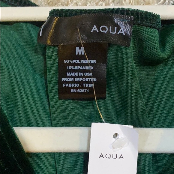 Green velvet Dress - Picture 5 of 7